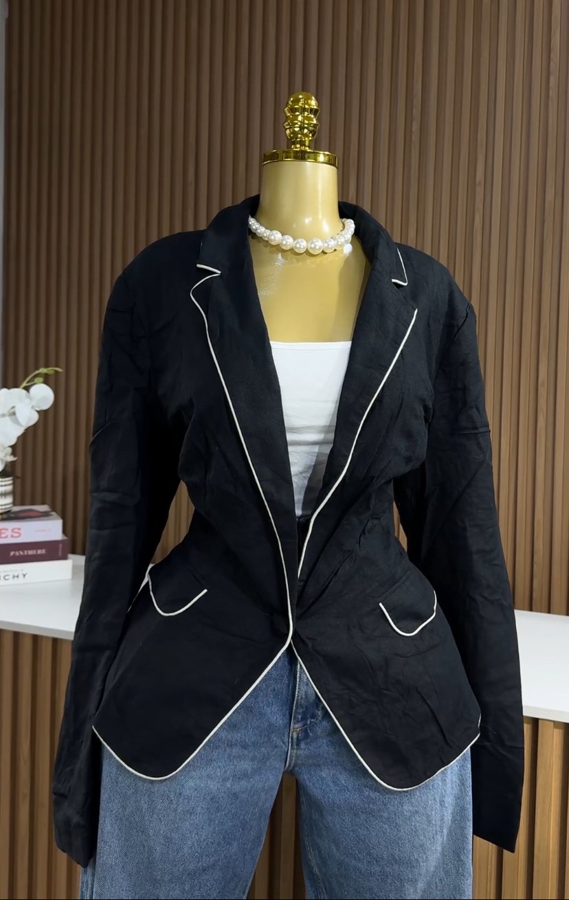 Black&white stylish blazer 133