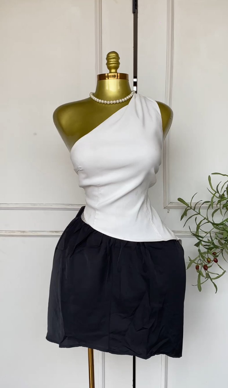 Black flared skirt(has a silver band) 234