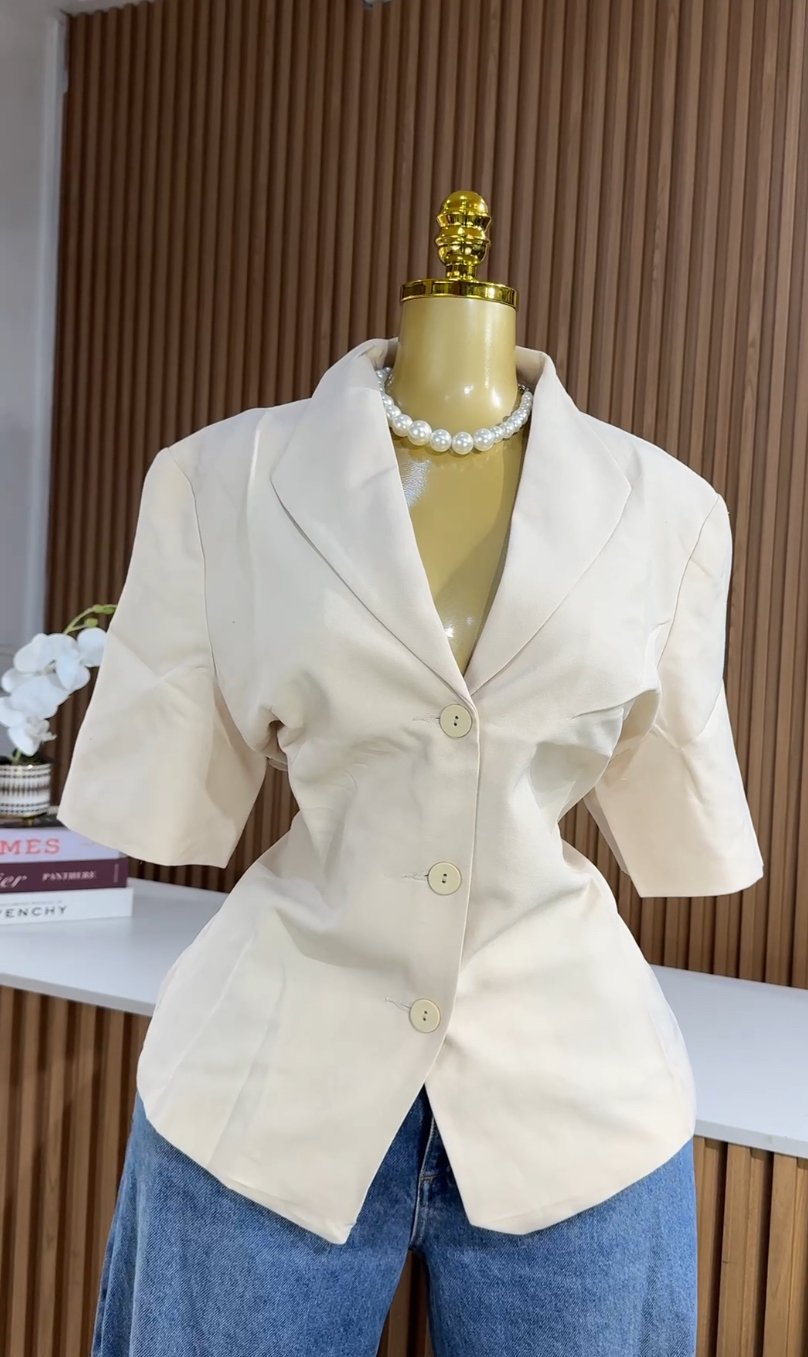 Cream short sleeved Blazer 161